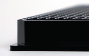 Low flange microplate, black