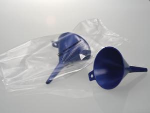 Liquid funnel PS blue individually packaged and sterile