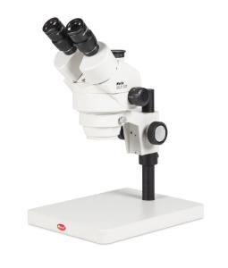 Trinocular stereomicroscope