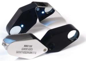 VWR®, folding illuminated magnifiers