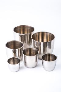 Lids for crucibles, stainless steel