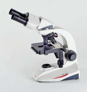 Microscope droit, DM300